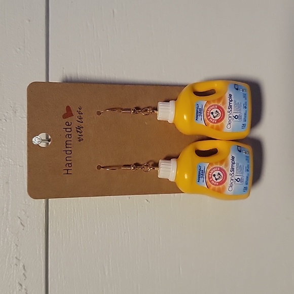 Handmade "Arm&Hammer Laundry Detergent" Earrings - Picture 1 of 2
